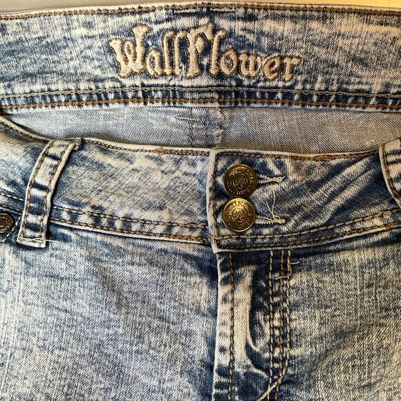Wall Flower Women Skinny Jeans size 17 Blue Mid Rise Stretch Ankle Length - Picture 8 of 11